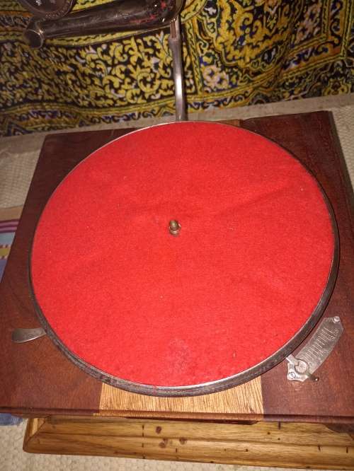 Original Renovated his Master's Voice gramophone 1930 Original no replica.