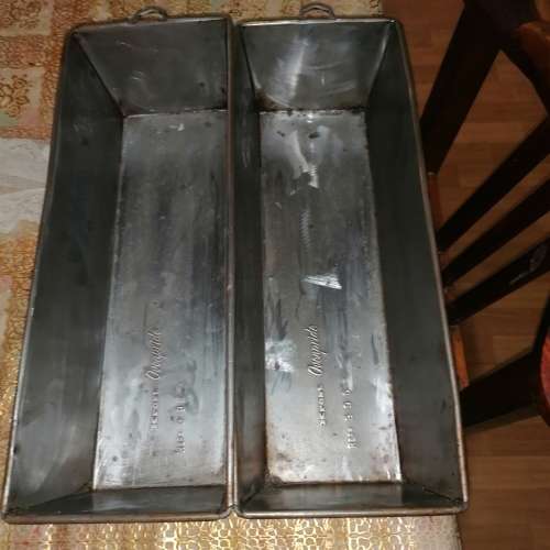Vintage krost baking pans