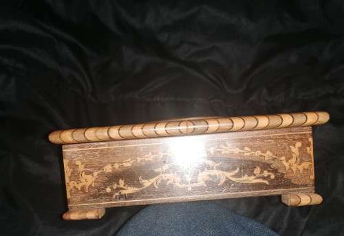 ANTIQUE WOODEN MARQUETING BOX WITH TUFFED FABRIC AND A SECRET LOCK