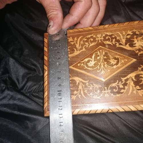 ANTIQUE WOODEN MARQUETING BOX WITH TUFFED FABRIC AND A SECRET LOCK