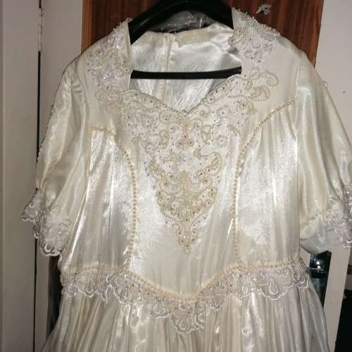 Vintage cream white wedding dress size 42