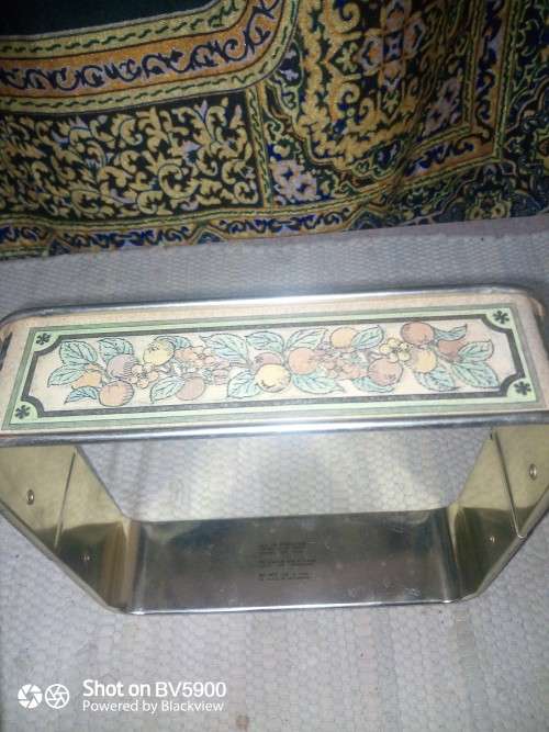 Corning ware bowls with stand