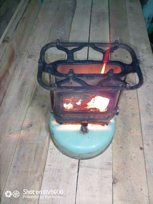 Vintage Beatrice Kerosene heater enanel cast iron camping stove