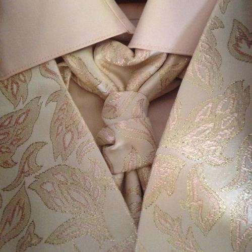Mens Suit - Large