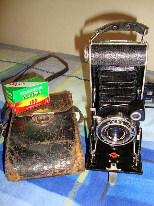 Antique Agfa camera (expandable)