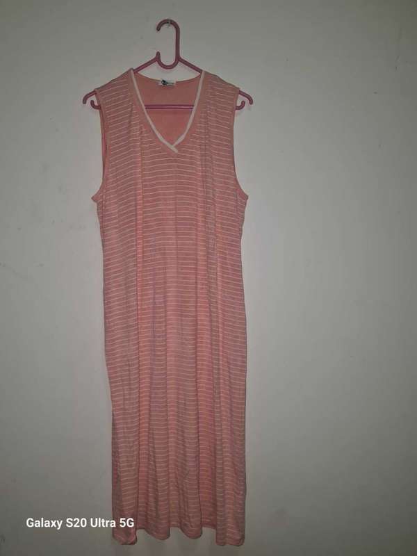 L peach summer dress  (as new)