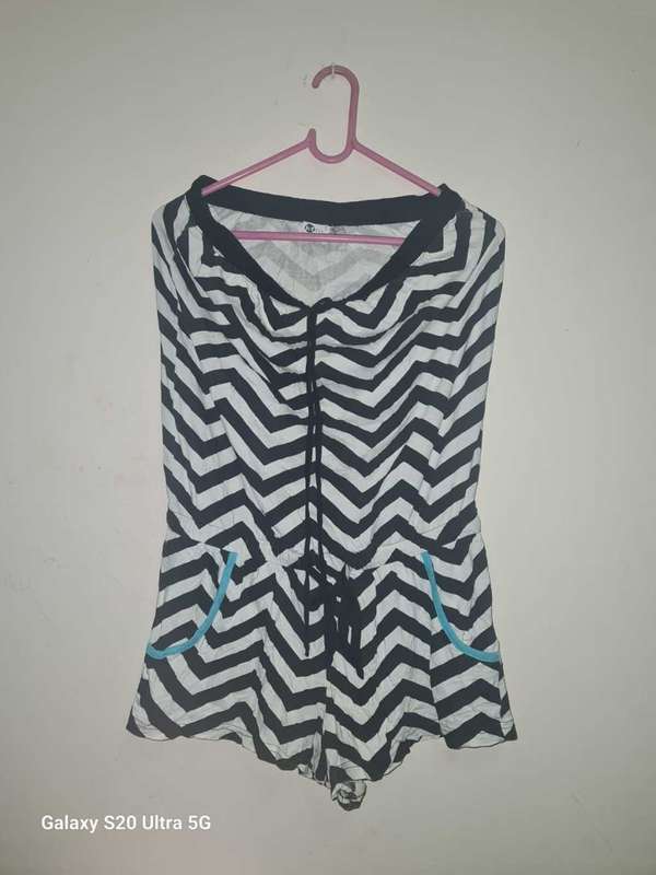 size S cat suite white and black (as new)