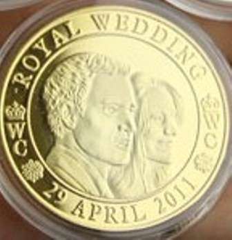 BRAND NEW TO BIDORBUY! PROOF GOLD PLATED Prince William & Kate ROYAL WEDDING MEDALLION!