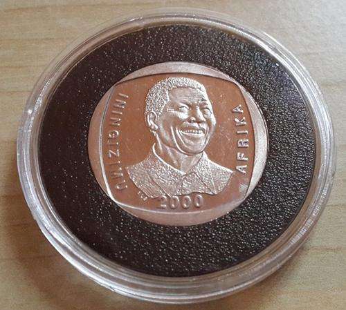 PROOF / PL 2000 R5 COIN "SMILEY MANDELA" - RARE! In padded capsule