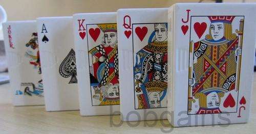 SLICK POKER CARD LIGHTER - a must for all poker players! SUPERB GIFT!