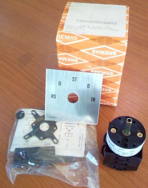 BREMAS CQ0160016Q02 AC1 20A 660V PHASE-PHASE VOLTMETRICO CHANGE-OVER SWITCH - E-COS003