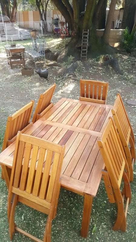 Patio Set With Rain Cover