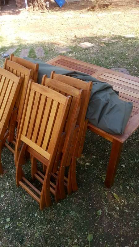 Patio Set With Rain Cover
