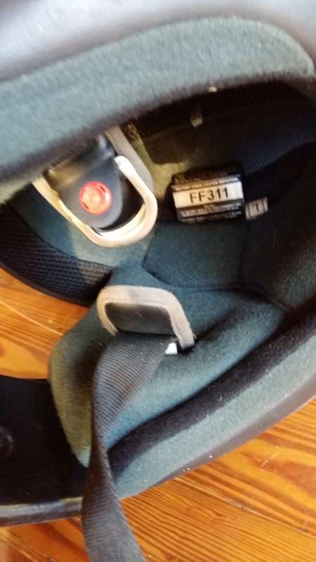 Nitro Motorcycle Helmet (size large)