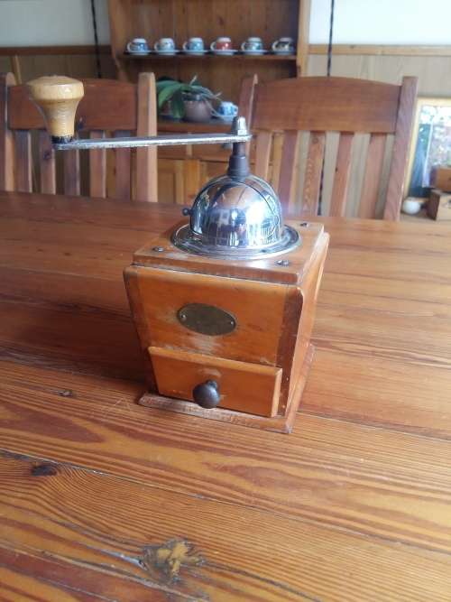 Vintage Zassenhaus Coffee Grinder (working) (SALE MUST GO ITEM !!!)