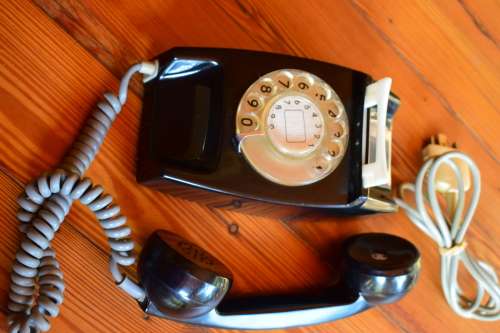 Vintage 80s Telephone