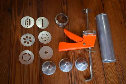 Vintage Cookie Press And Icing Set