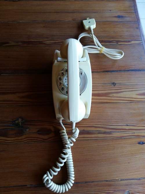 Vintage 80s Telephone
