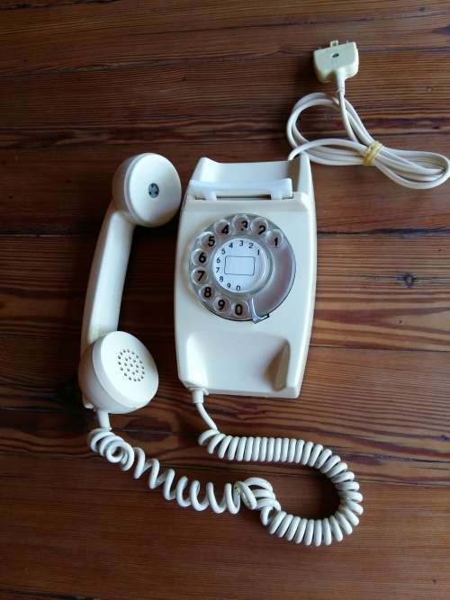 Vintage 80s Telephone