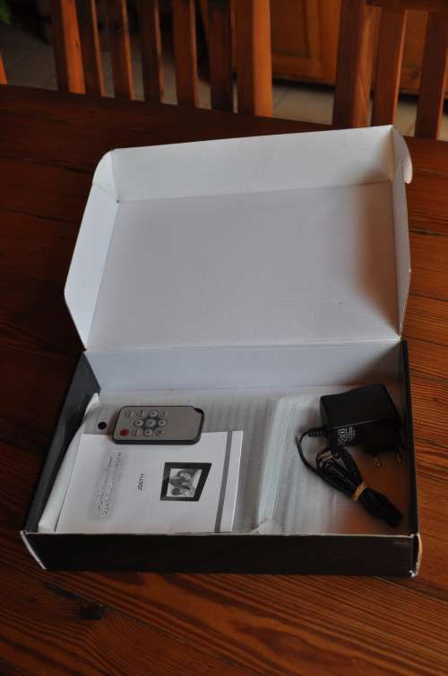 Digital Photo Frame With Remote