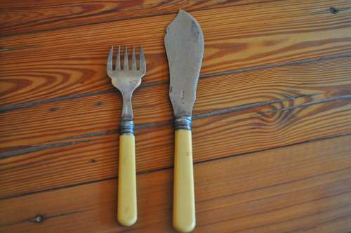 Vintage Silverplated (epns) Fish Serving Set