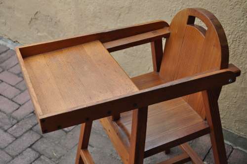 Vintage Origen Pine Kids / Baby High Chair With Tray (PLEASE NOTE NO SHIPPING COLLECT ONLY)