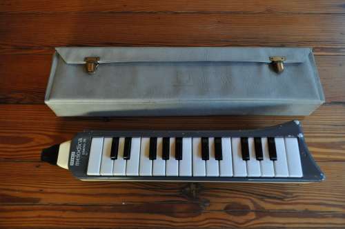 Vintage Hohner Melodica Piano 26