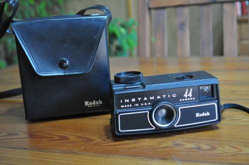 Vintage Kodak Instamatic 44 Film Camera