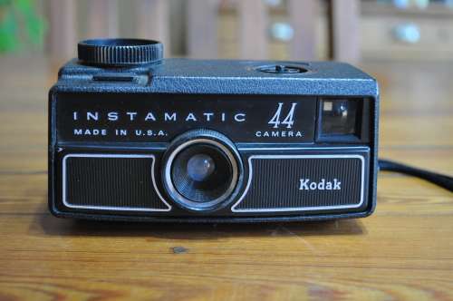 Vintage Kodak Instamatic 44 Film Camera