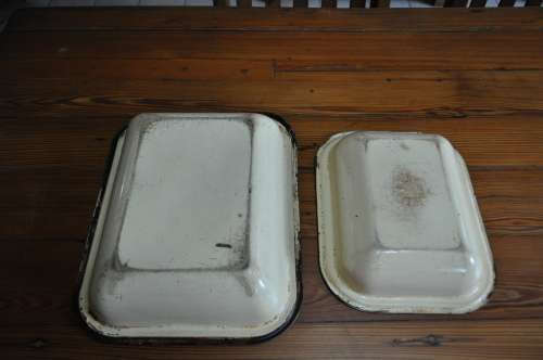 Vintage Enamel Baking Dishes