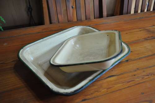Vintage Enamel Baking Dishes