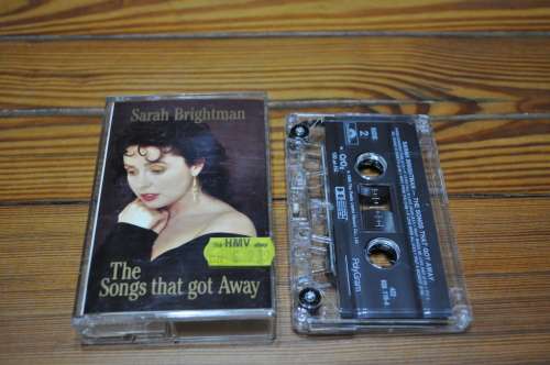 Sarah Brightman - The Songs That Got Away (Cassette)
