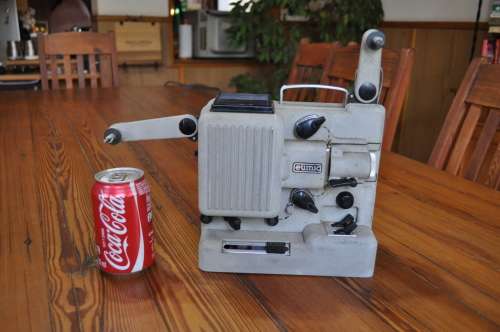 Vintage Eumig P8 8mm Film Projector (for display or spares)