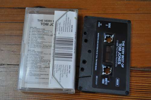 Tom Jones - The Very Best Of (Cassette)