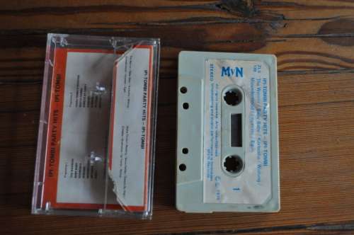 IPI Tombi - Party Hits (Cassette)