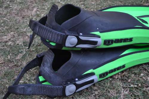 Mares Plana Avantiquattro abs Fins (size 9 -11)