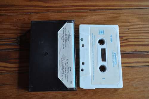 Julio Iglesias - Momentos (Cassette)