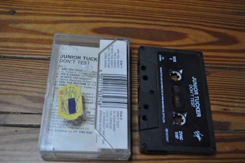 Junior Tucker - Don`t Test (Cassette)