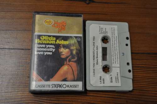 Olivia Newton-John - I Love You I Honestly Love You (Cassette)