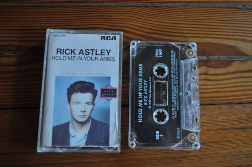 Rick Astley - Hold Me In Your Arms (Cassette)