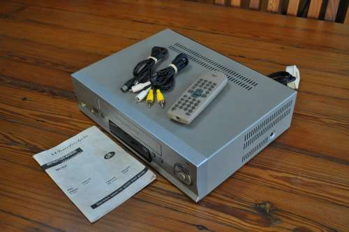 Wharfedale VHS Video Cassette Recorder (with remote)