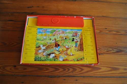 Vintage Electro Comic Matching Game (incomplete)