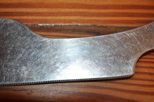 Vintage Nutbrown Tomato Slicer