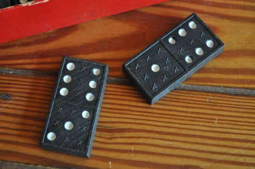 Vintage Good Win Dominoes Made In England