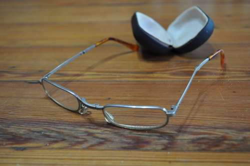 Vintage Foldable Reading Glasses