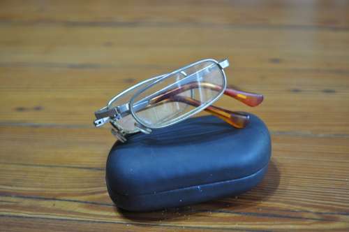 Vintage Foldable Reading Glasses