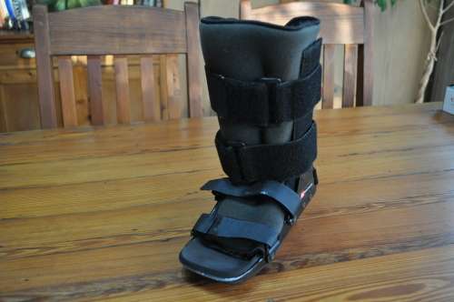 Childrens Walking Boot By Bledsoe Size XL
