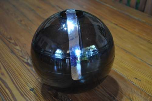 Vintage Retro Guzzini Ball Acrylic Ice Bucket Italy