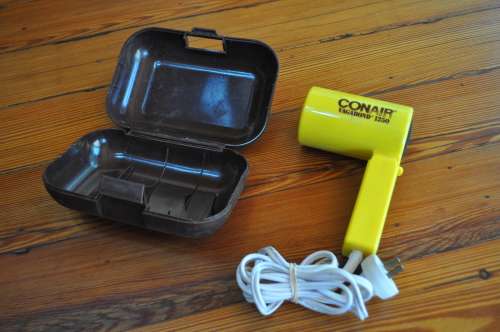 Vintage 1987 Conair Vagabond Compact Folding Hair Dryer