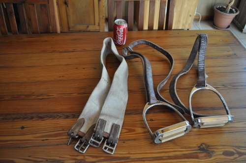 Stirrups With Leather Belts